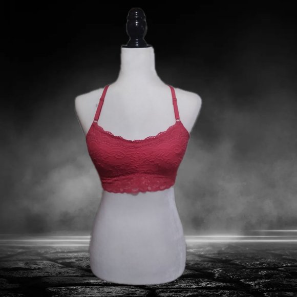 Revamped Lace Racer Back Top with Light Padded Bust - Picture 2 of 4